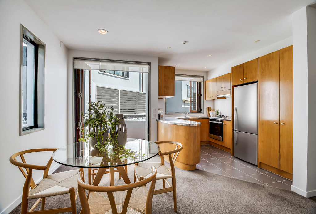 Smart Urban Living 