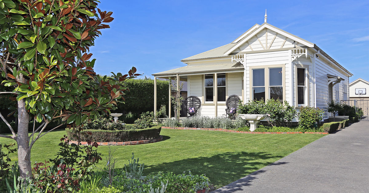 100 Auckland Road, Greenmeadows, Napier NZ Sotheby’s Realty HBNP0313