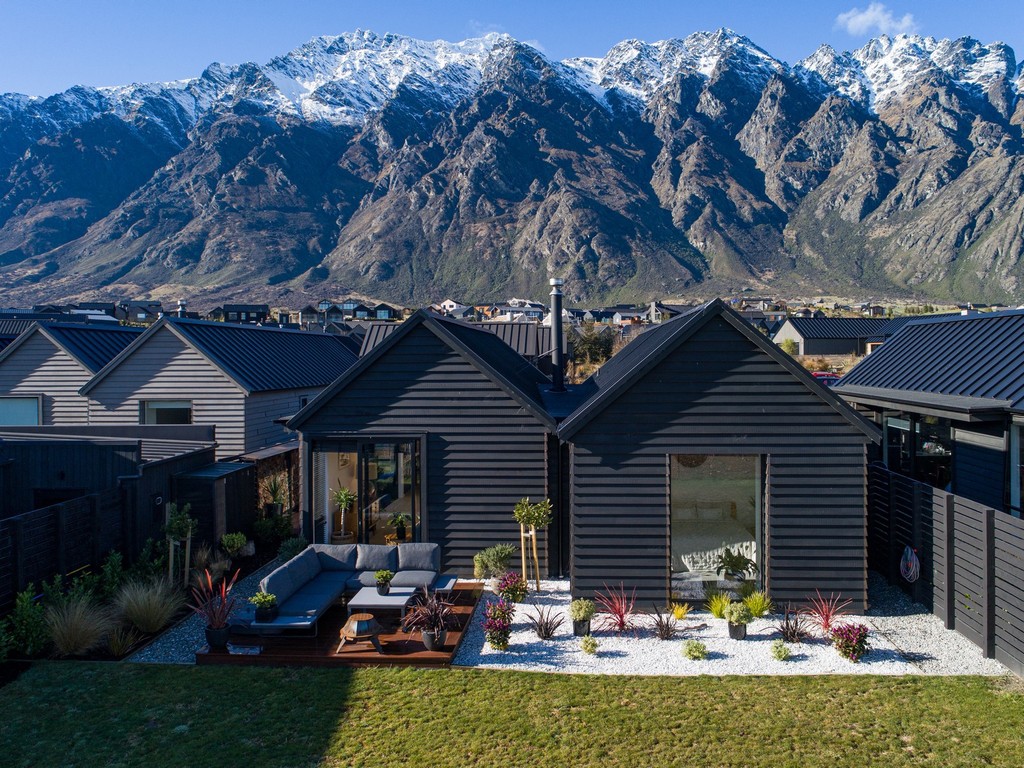 10 Fife Court, Jack's Point, Queenstown 
