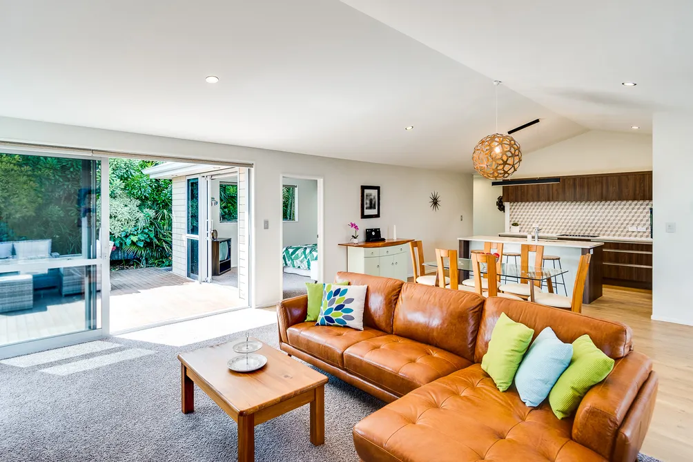 Modern Living On Moeller