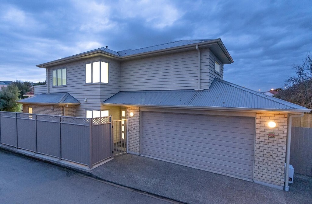 WATERLOO CENTRAL - MODERN LIVING