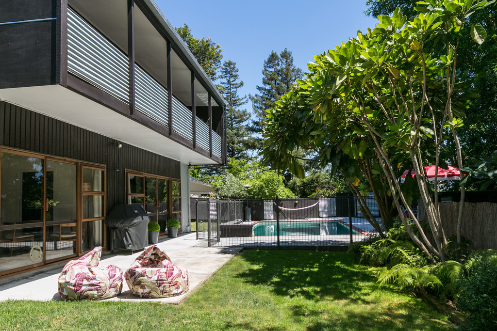 Dress Circle Family Home