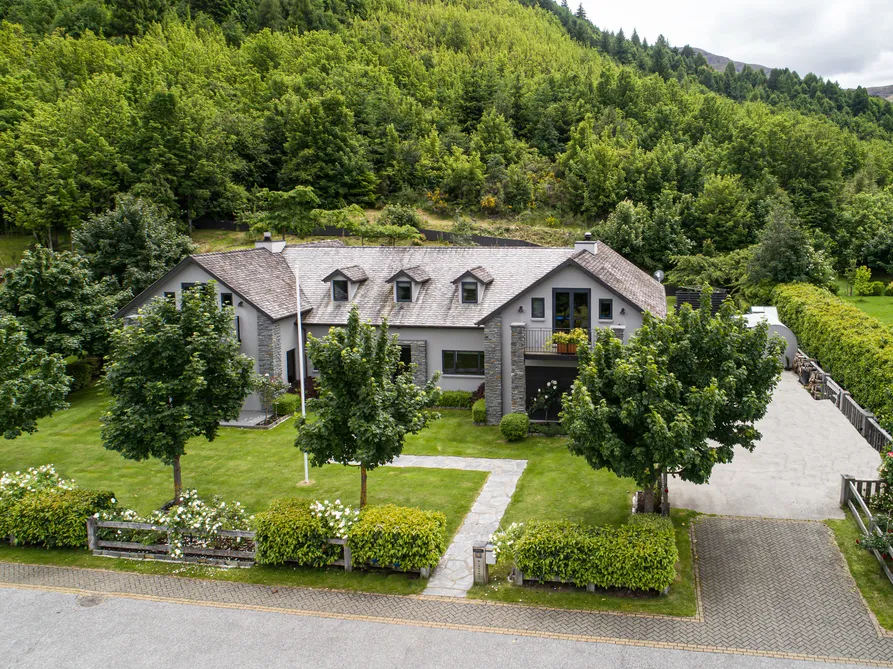 Arrowtown Residence
