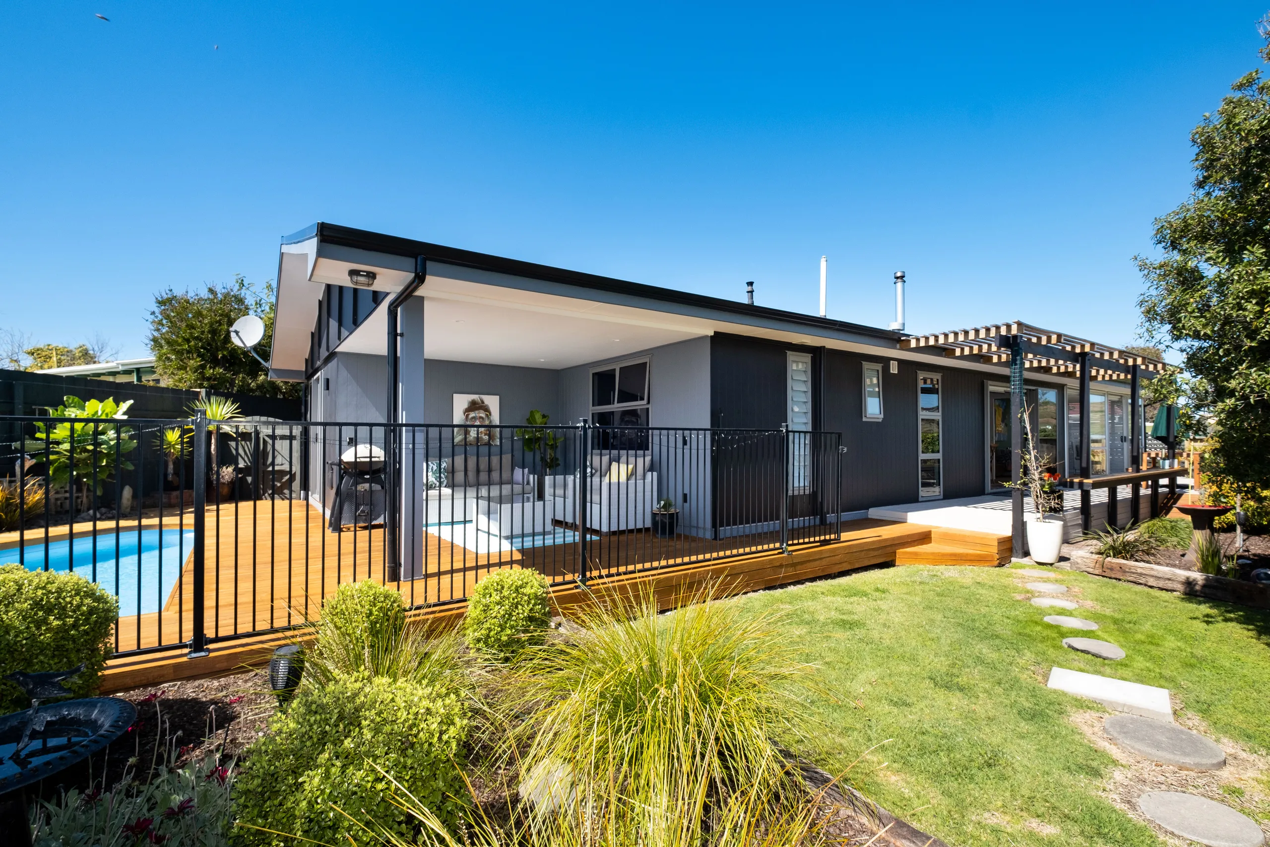 3 Bruce Place, Bay View, Napier