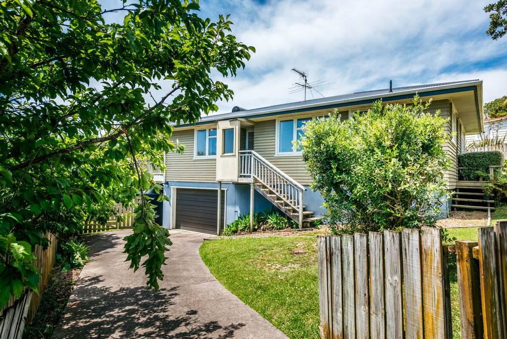 Vacant and Spacious Family Home