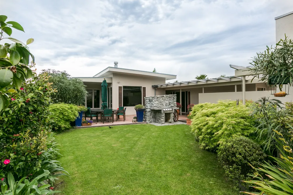 A Timeless Design In Greenmeadows