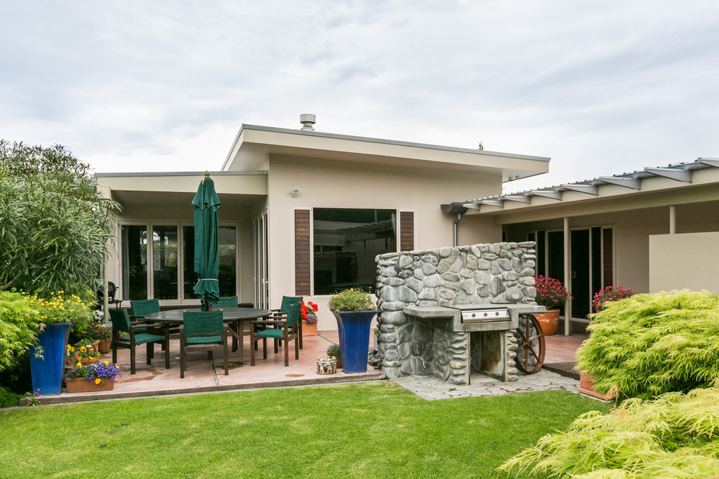 A Timeless Design In Greenmeadows