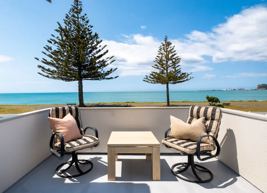 Waterfront Living, Invest And Indulge 