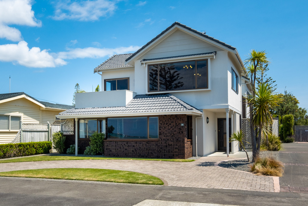 Waterfront Living, Invest And Indulge 
