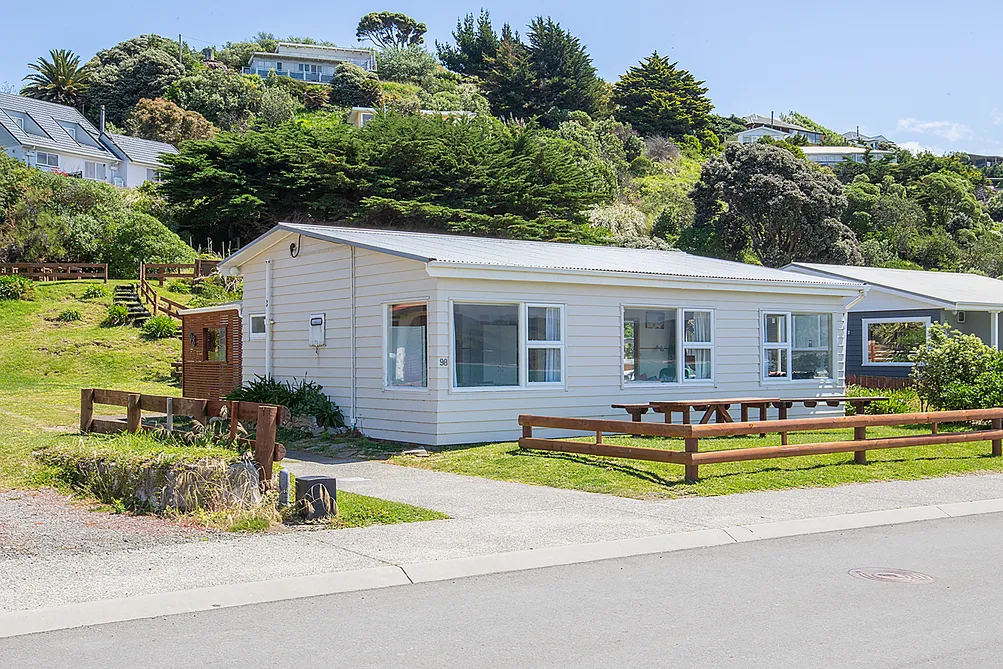 Idyllic Castlepoint Beachfront Bach