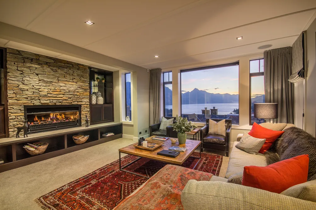 The Epitome of Queenstown Hill Luxury Living