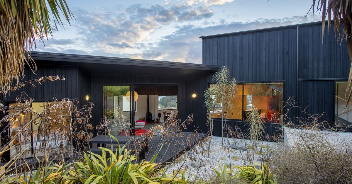 Dublin House NZ Sotheby’s Realty QBS12251