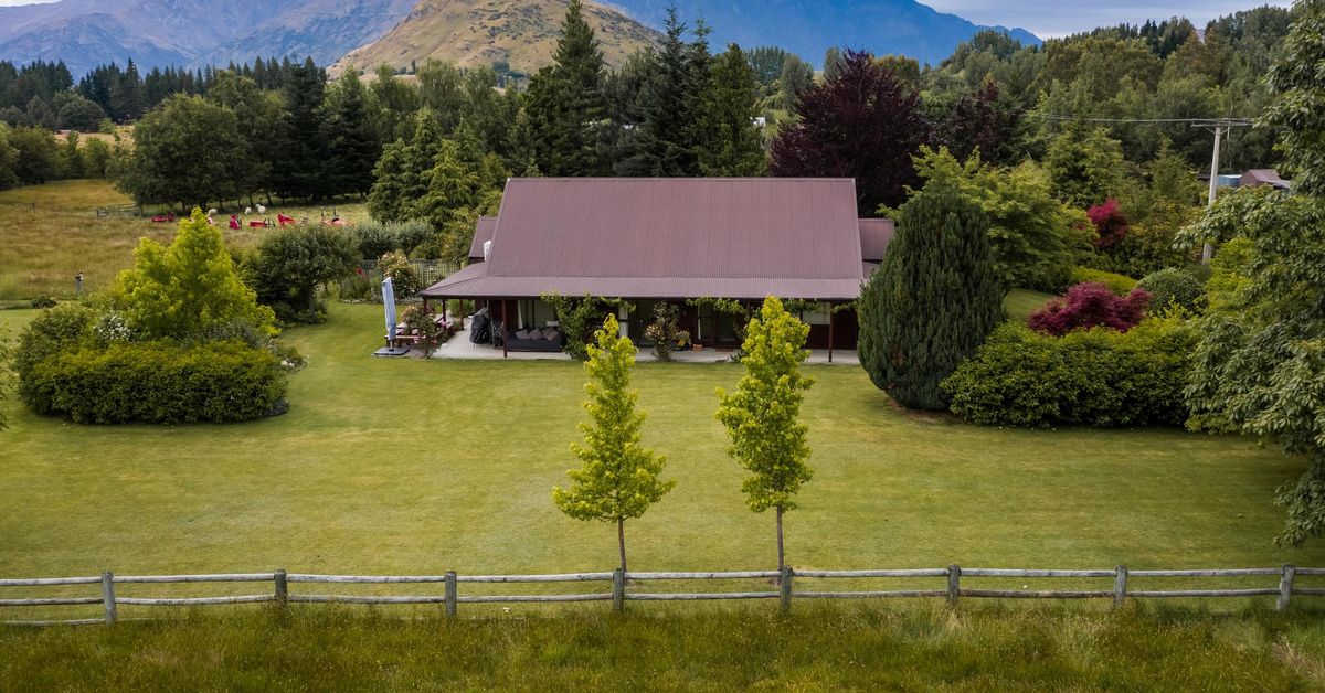 334 Littles Road, Dalefield, Queenstown NZ Sotheby’s Realty QBS12268