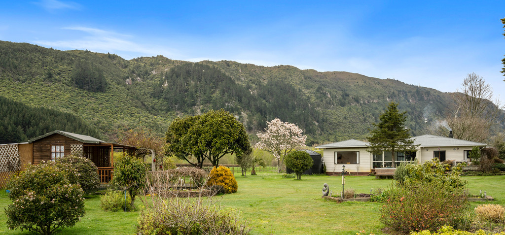 Peaceful, Pastoral Family Living