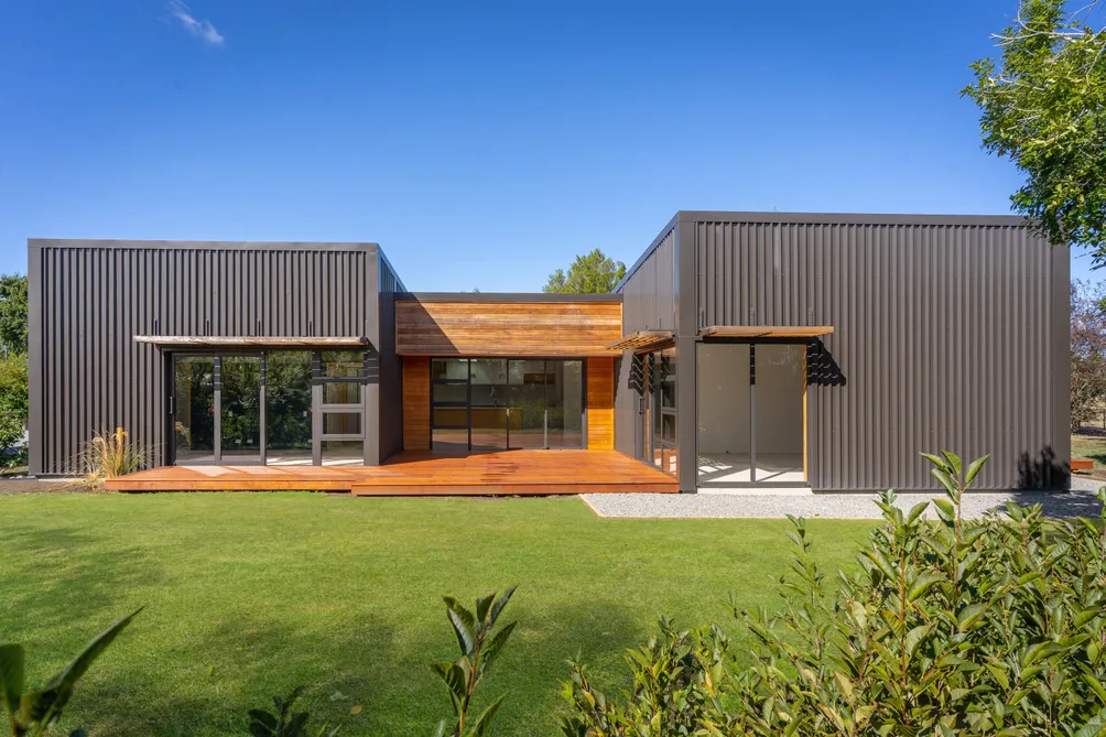 Architectural Simplicity On Kuratawhiti