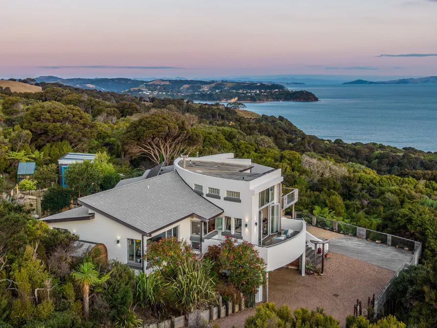 Exclusive Haven - Park Point 