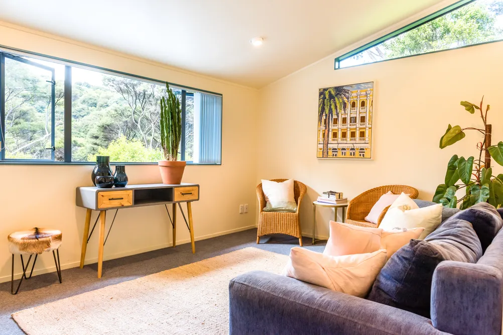 Immaculate home or retreat - Onetangi