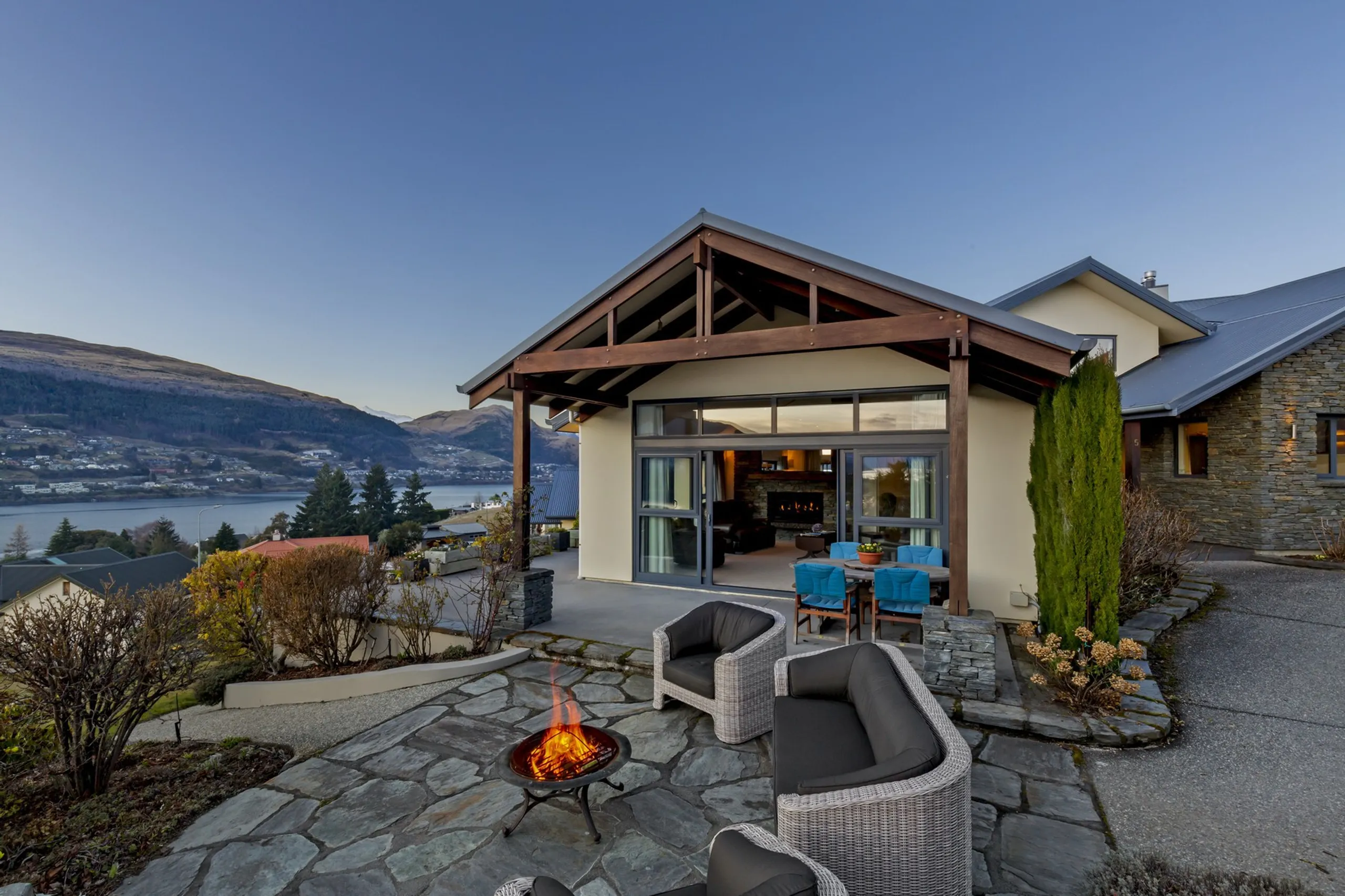 5 Milward Place, Kelvin Heights, Queenstown