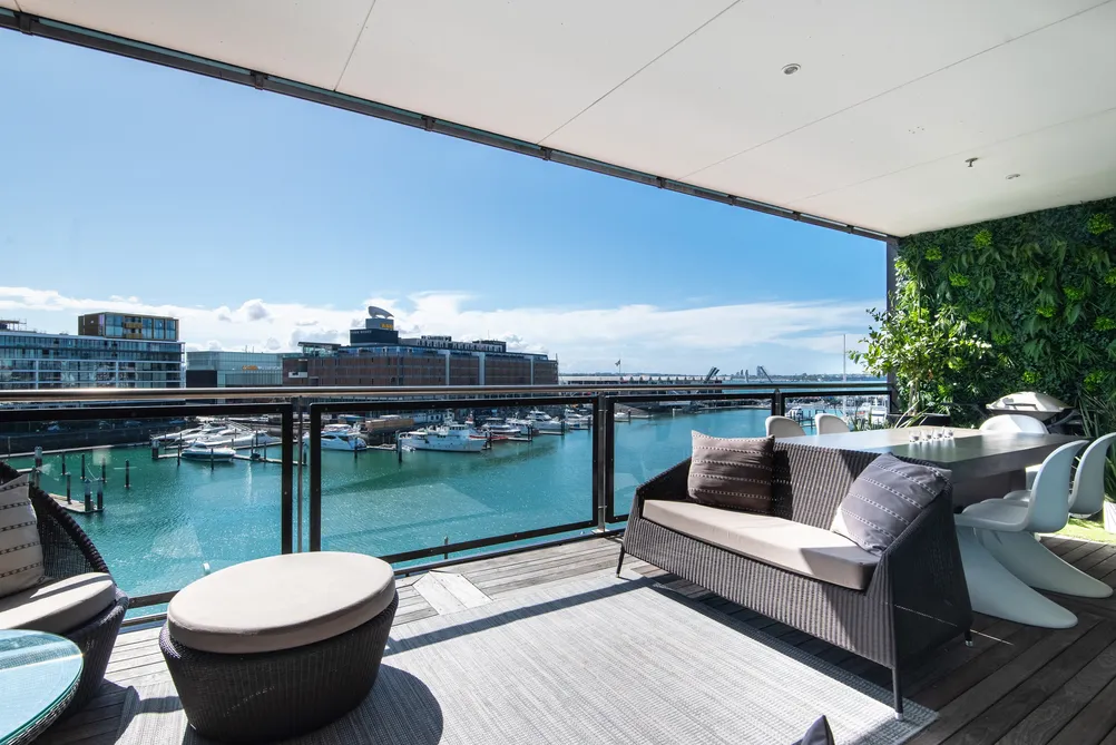WATERFRONT PENTHOUSE