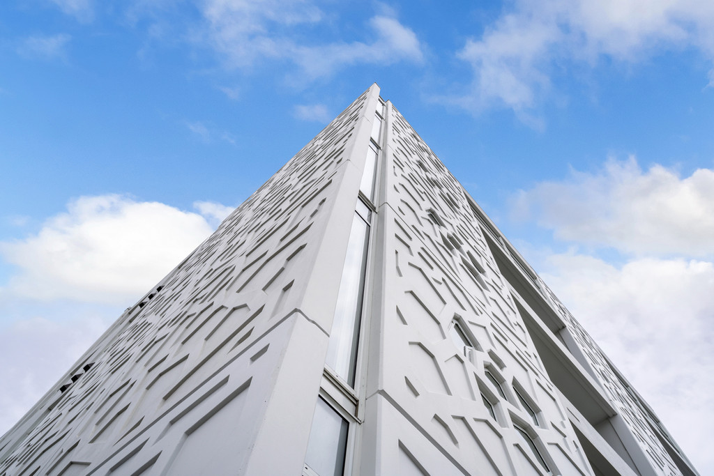 1.5 Bedrooms and a Slice of the Rooftop!