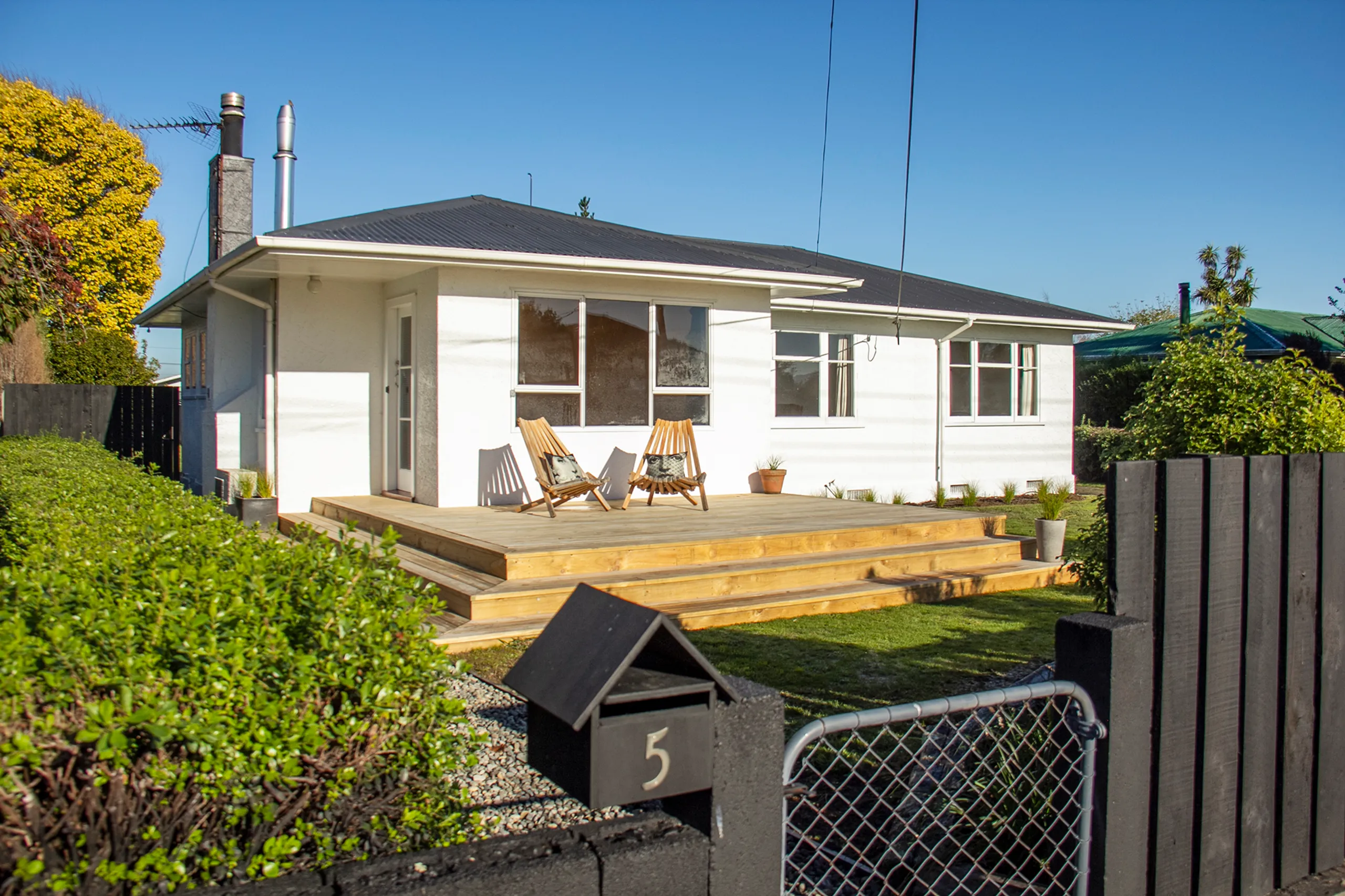 5 Charles Street, Carterton, Wairarapa