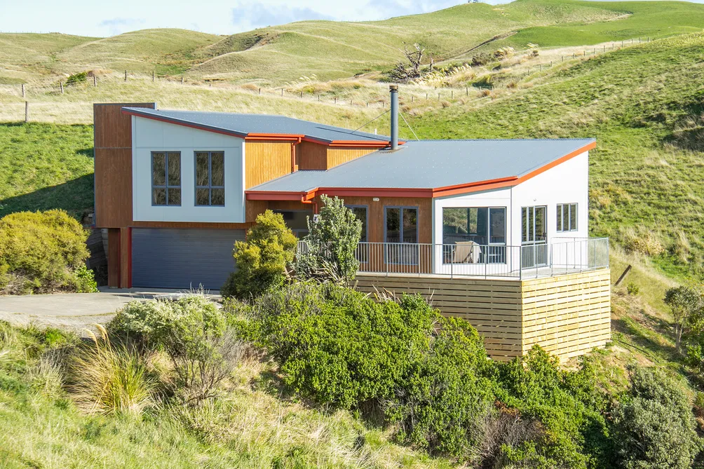 Contemporary Castlepoint Holiday Home
