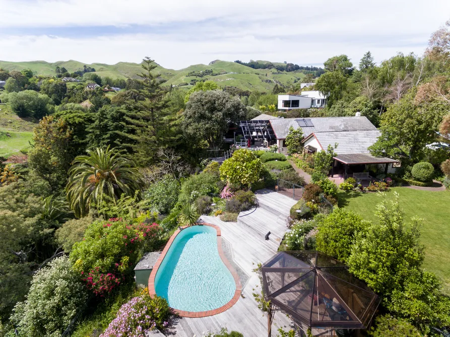 Private With Views On Te Mata Peak