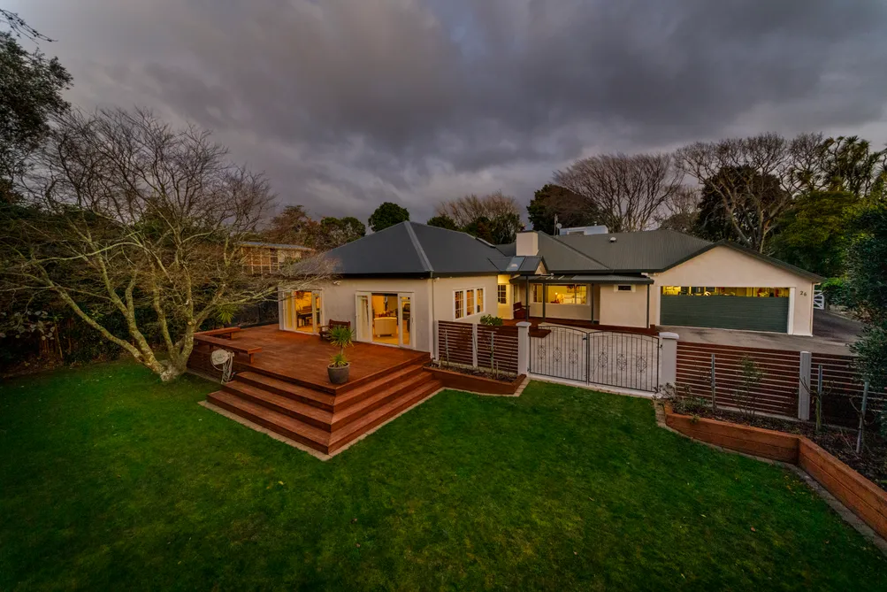 Four Bedroom Hokowhitu Tranquillity
