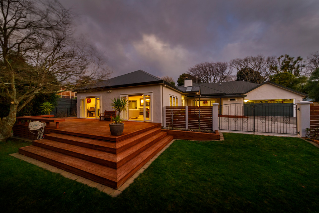 Four Bedroom Hokowhitu Tranquillity