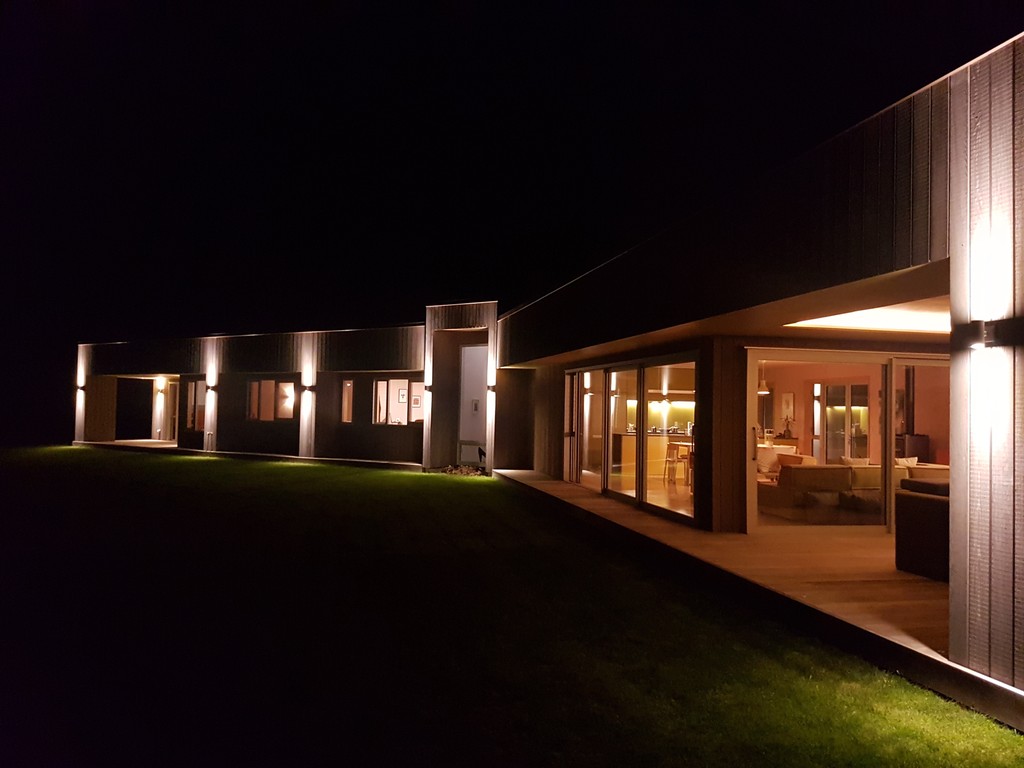 Contemporary Design. Stunning Views.