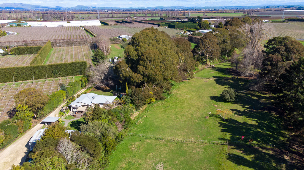 Centrally Located, Private Lifestyle