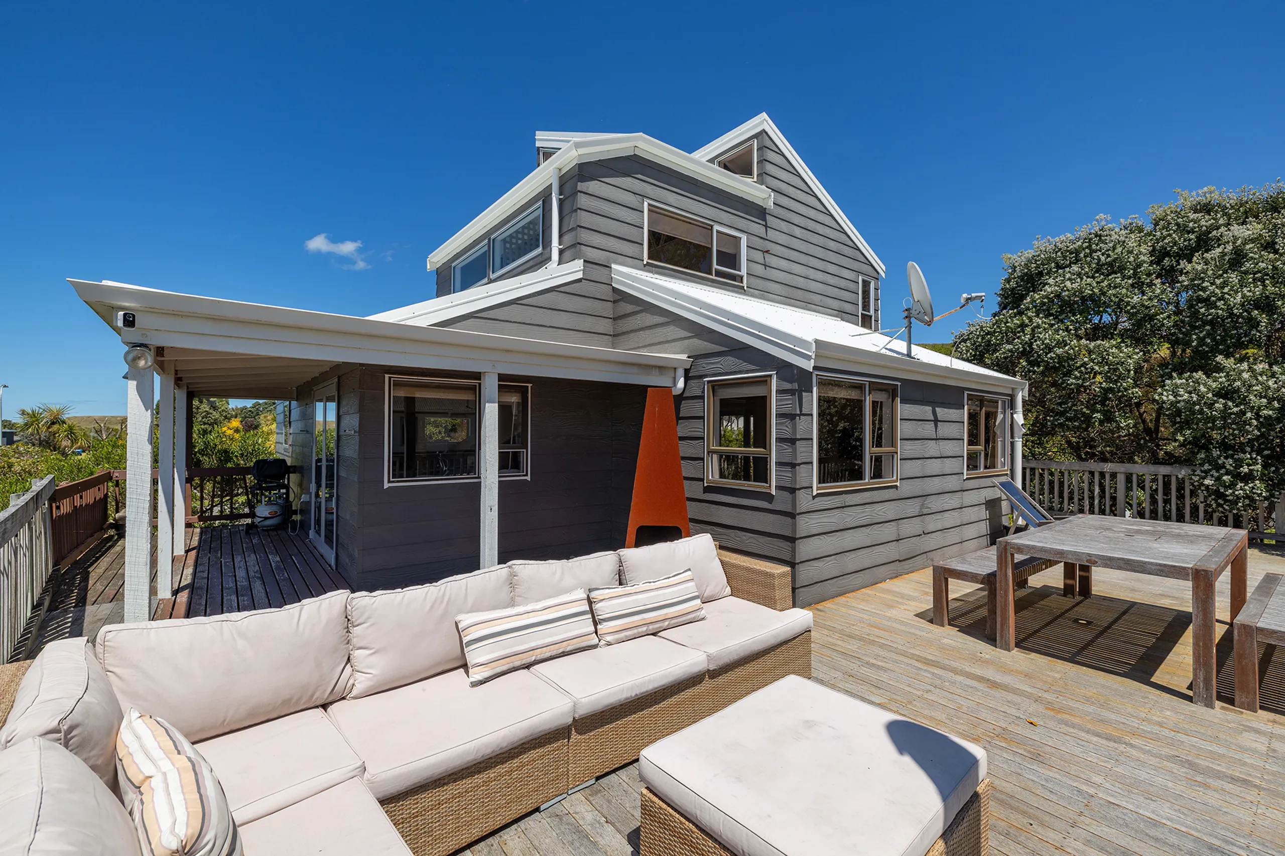 16 Palm Parade, Riversdale Beach, Wairarapa