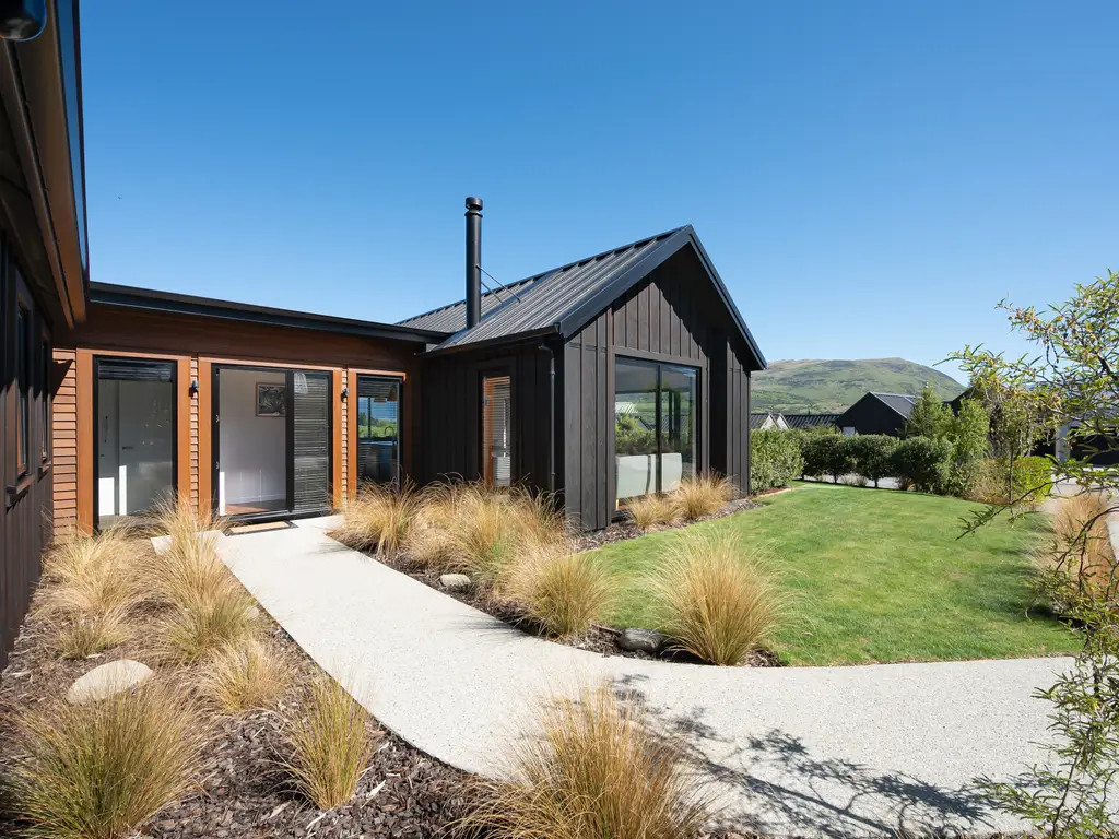 2-5 Fyfe Court-38