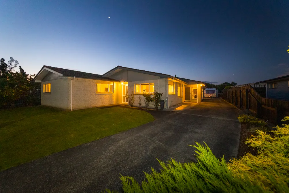 Four Bedroom Brick Home on the Walkway