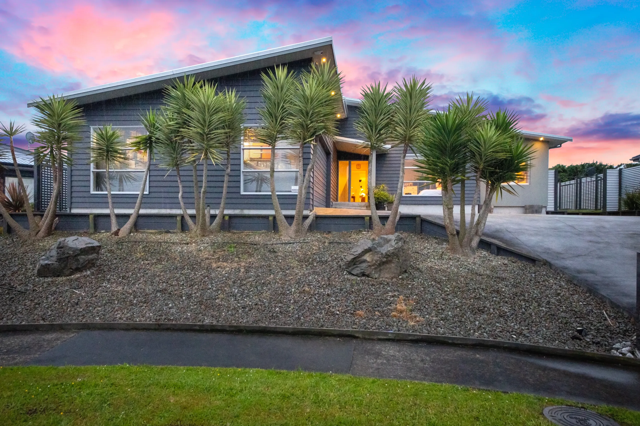 1 Tennyson Avenue, Kelvin Grove, Palmerston North City