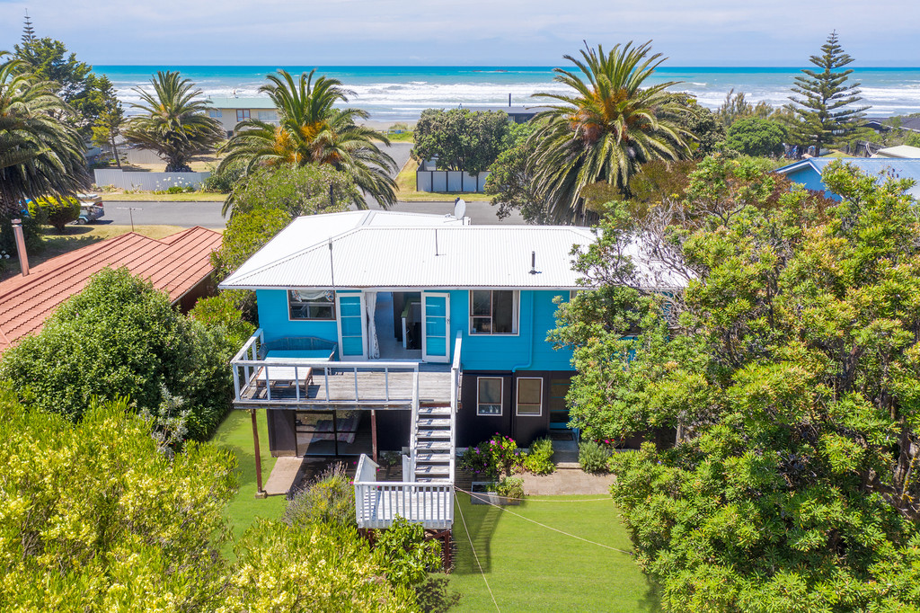 Taste Of Classic Coastal Kiwiana