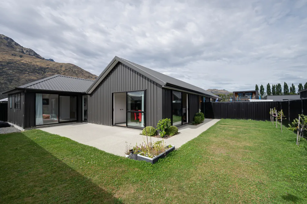 Shotover Country Home and Income