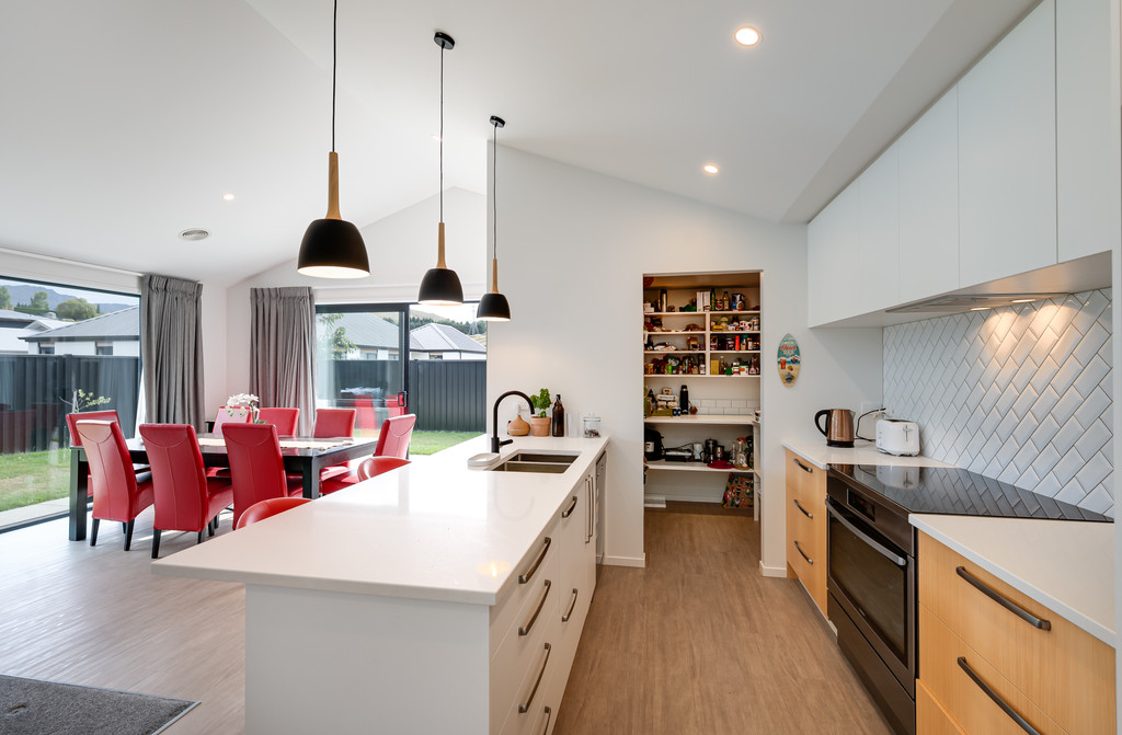 Shotover Country Home and Income