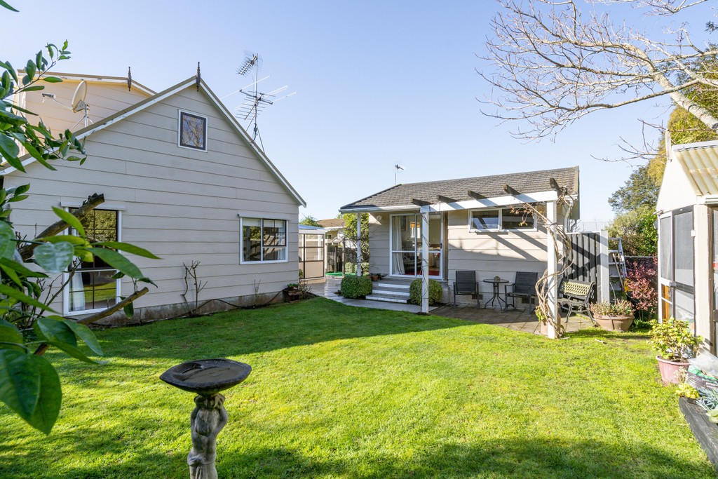 Dual Living on Jellicoe 
