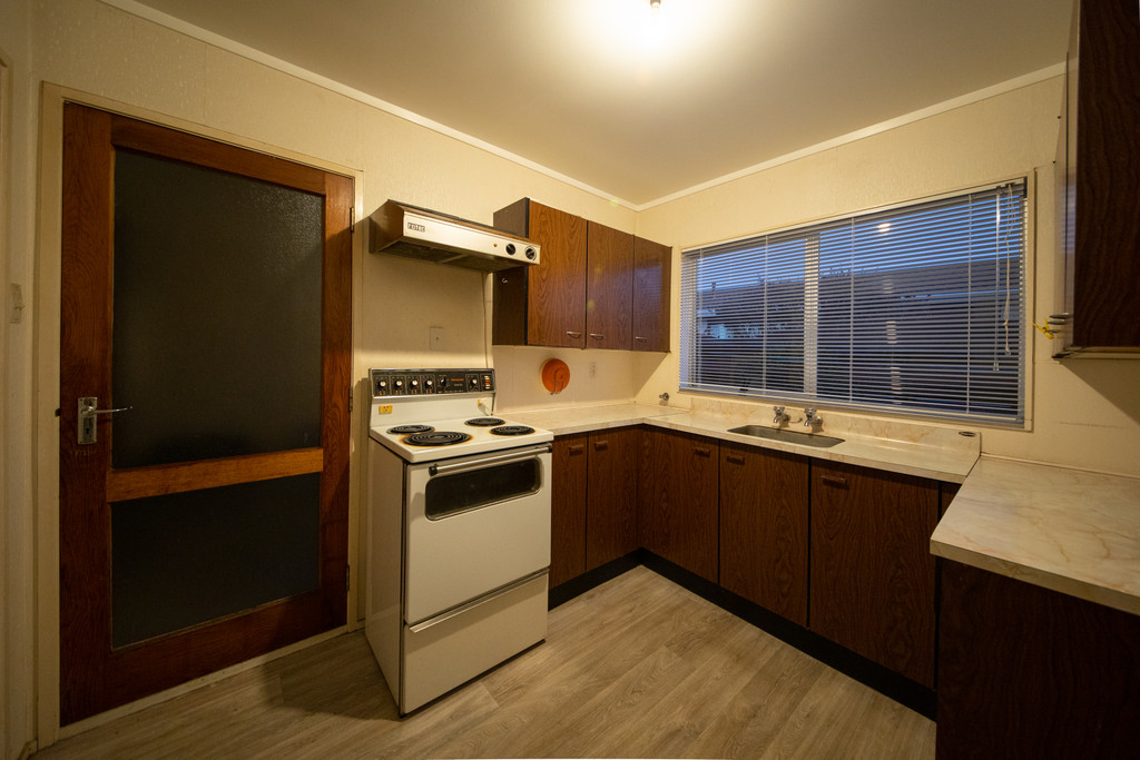 Popular Terrace End - Brick 2 Bedroom Unit