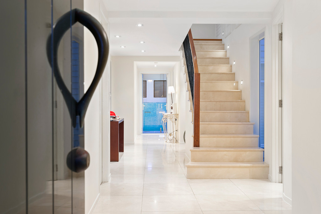 Contemporary Sanctuary on King Edward 
