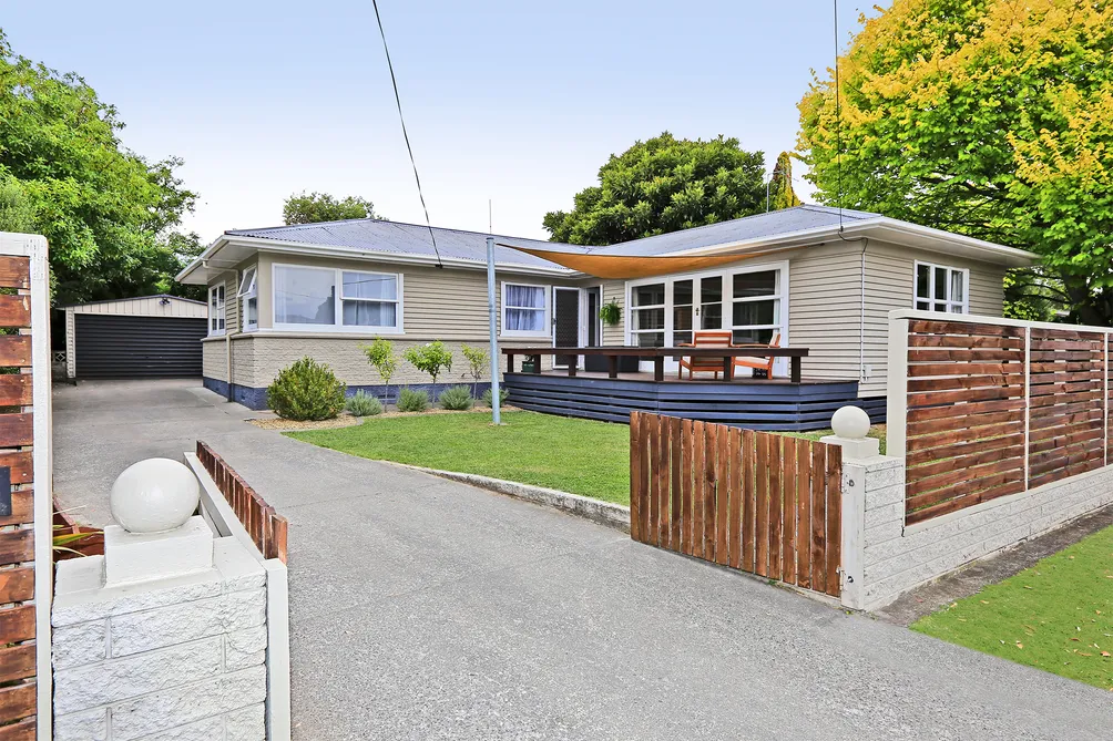 Nest Or Invest - In The Heart Of Taradale