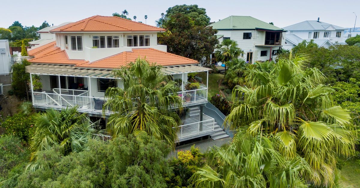 8 Selwyn Road, Hospital Hill, Napier NZ Sotheby’s Realty HBNP0559