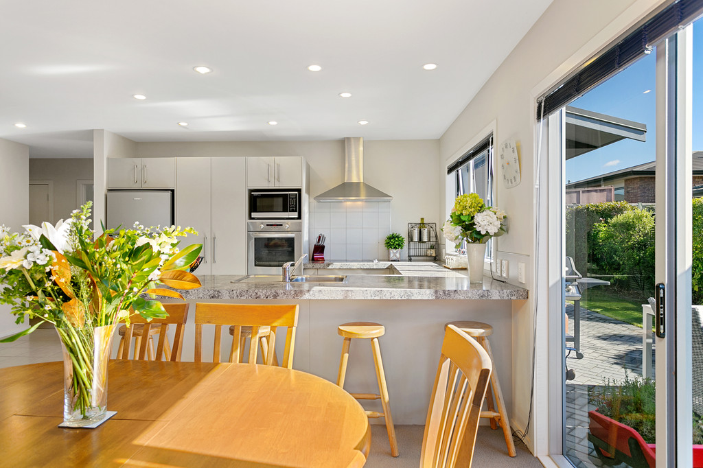 Modern And Easy Care Living