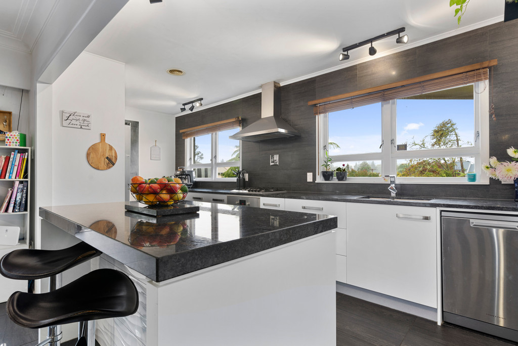 Spacious in Springfield 