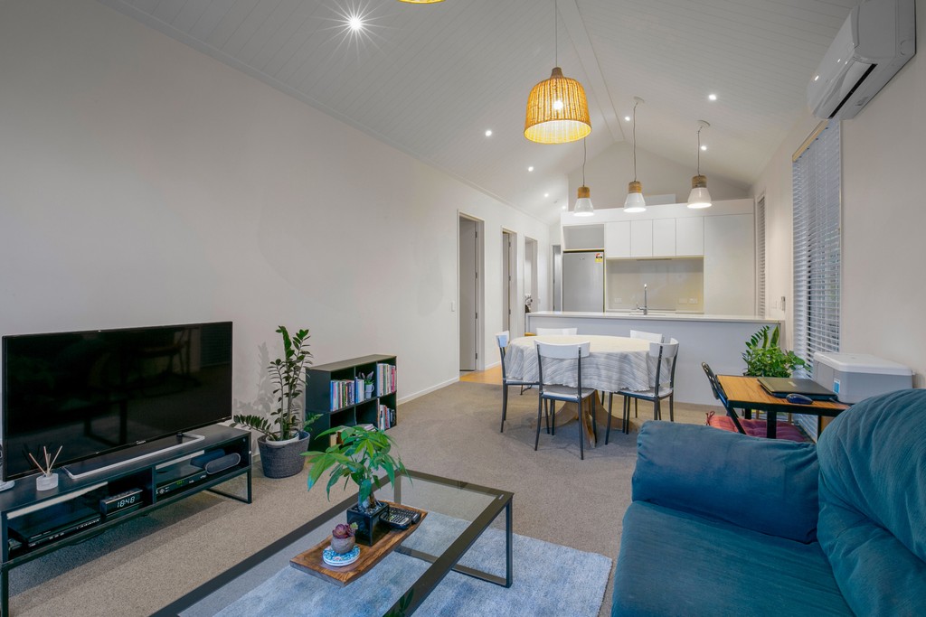 Luxury Modern Townhouse - Prized Position