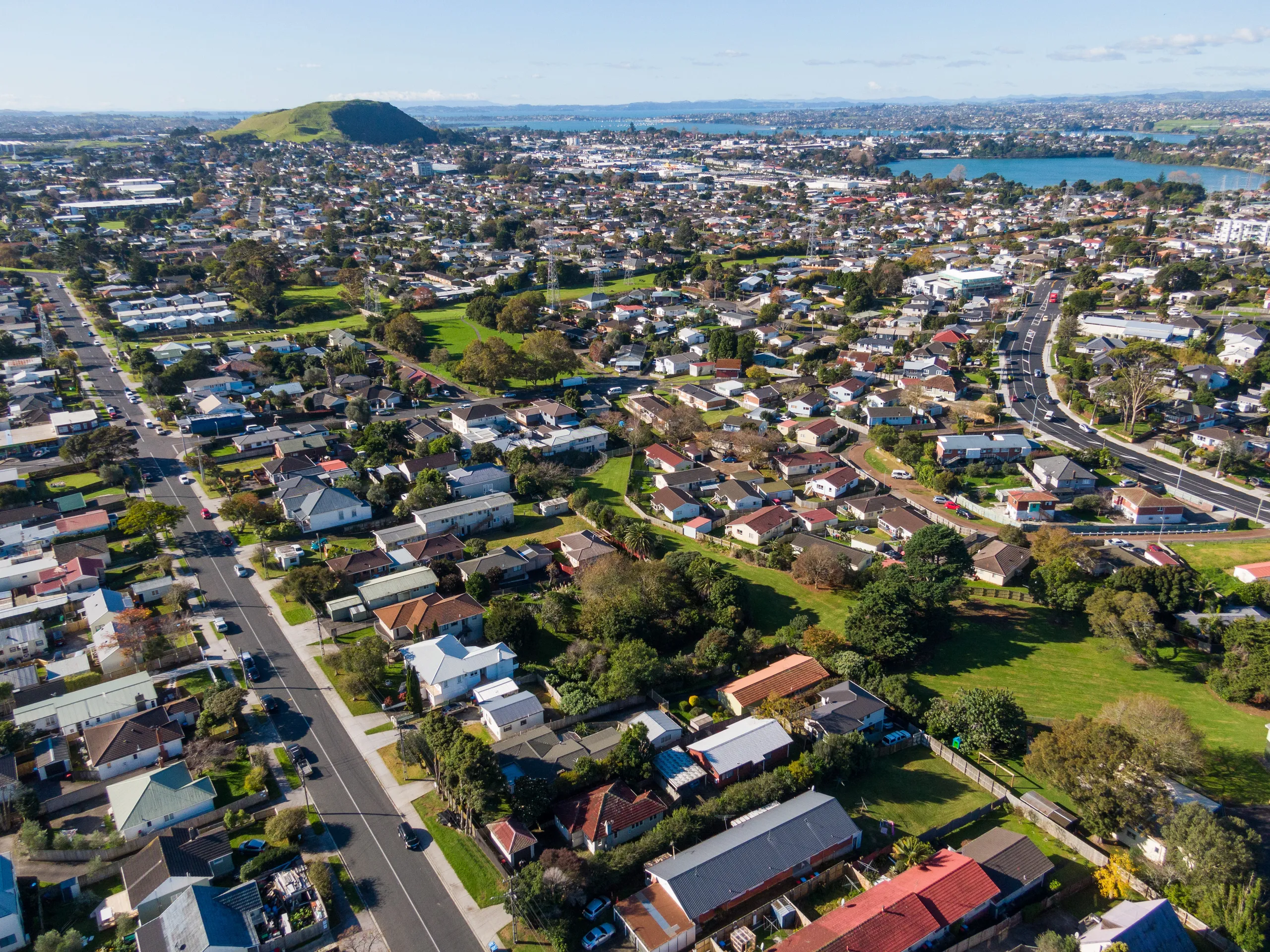 A,B,C/21 Panorama Road, Mount Wellington, Auckland City