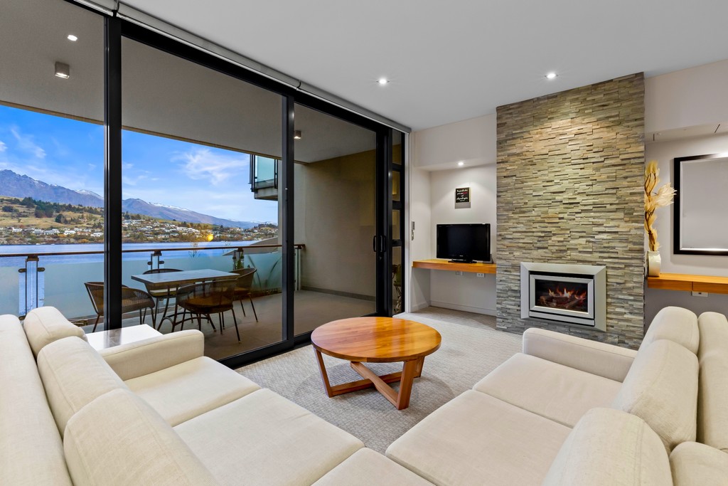 Premium Waterfront Apartment