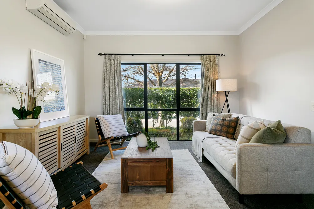 Chateau Charm In Rangatira Park