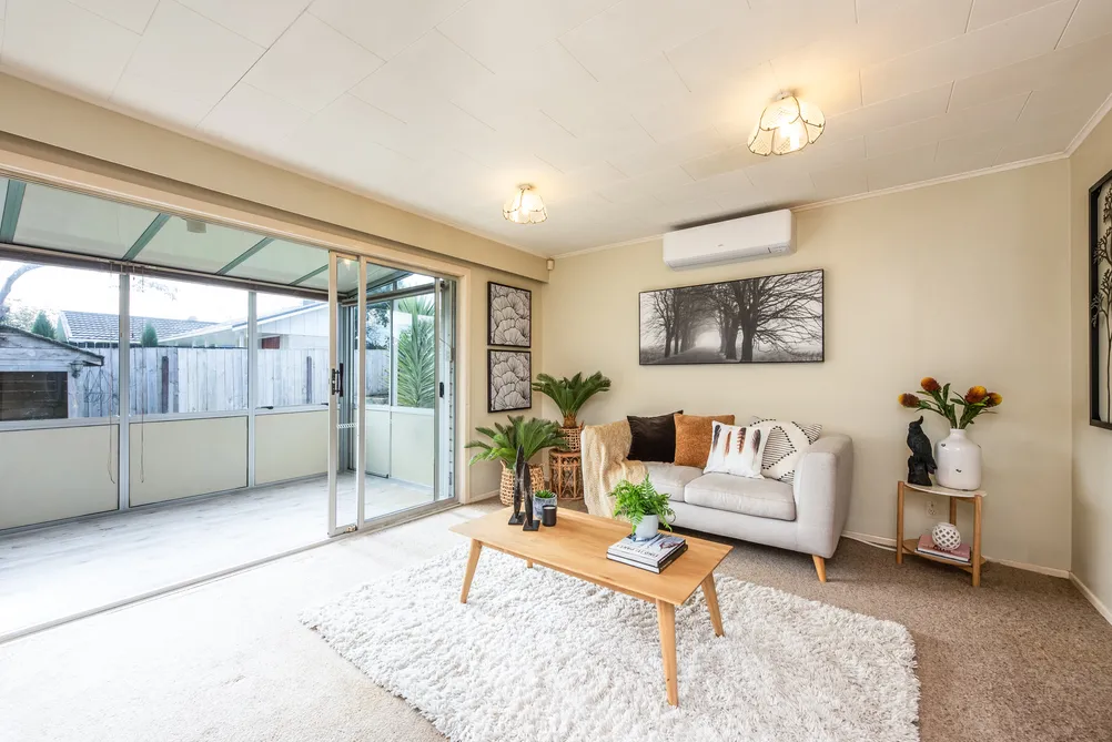 Central and Cosy on Te Moana